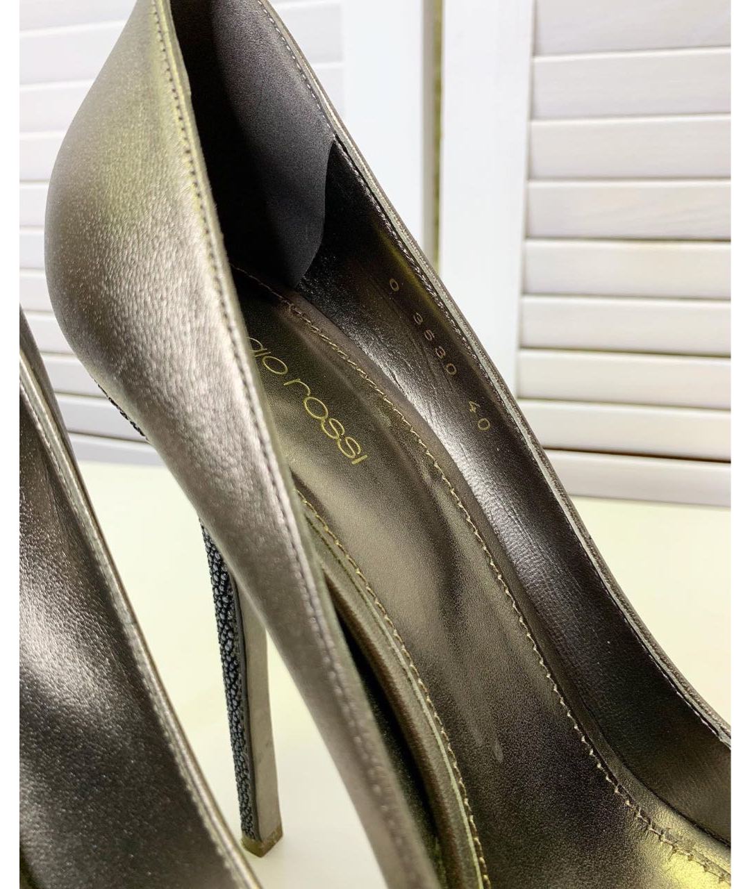 SERGIO ROSSI Серебряные кожаные туфли, фото 4