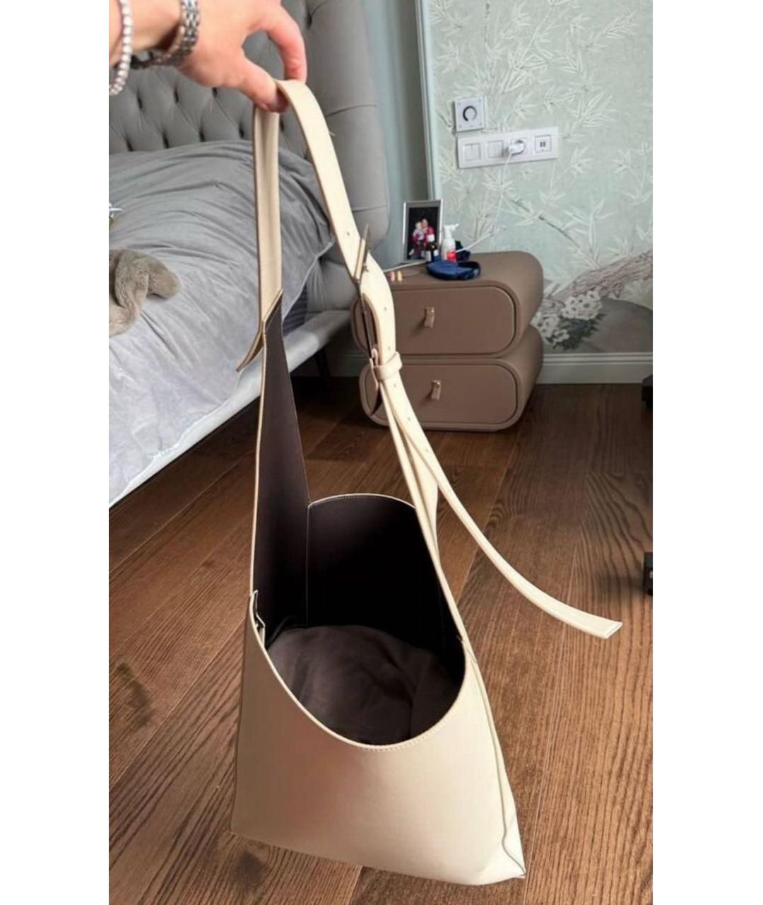 THE ATTICO Бежевая кожаная сумка тоут, фото 3