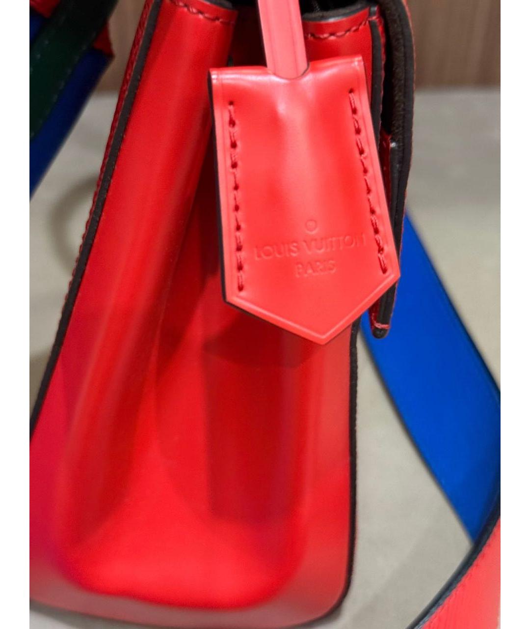 LOUIS VUITTON Красная кожаная сумка с короткими ручками, фото 6