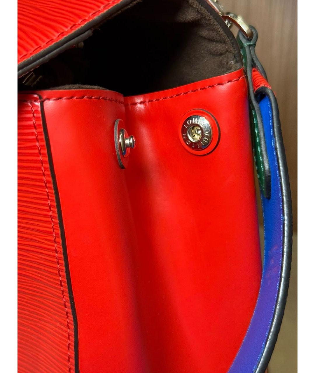 LOUIS VUITTON Красная кожаная сумка с короткими ручками, фото 5