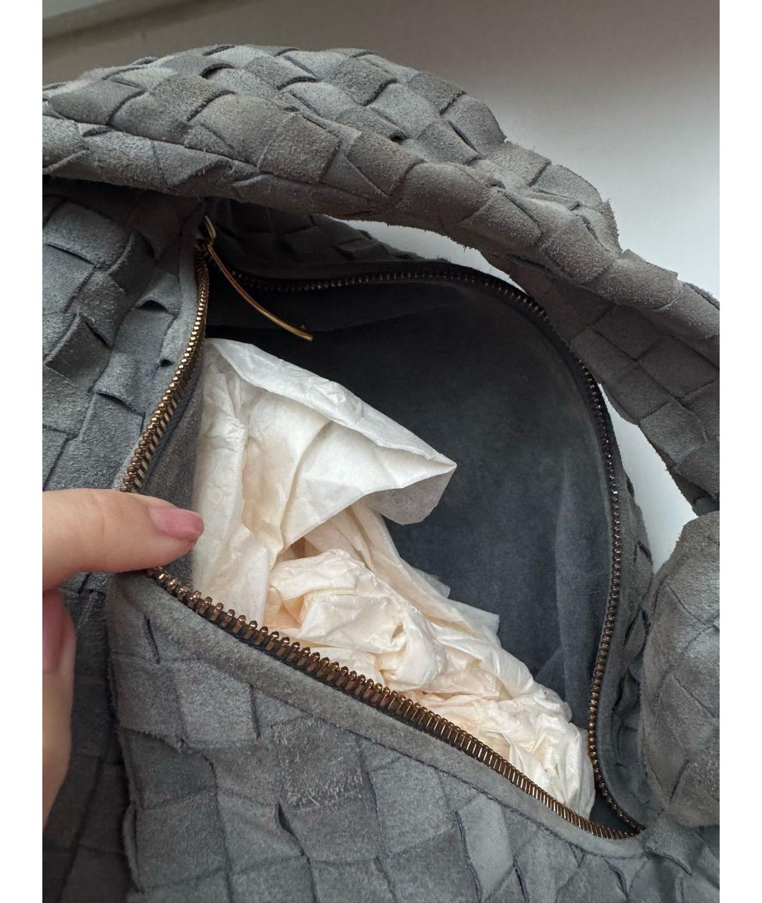BOTTEGA VENETA Антрацитовая замшевая сумка с короткими ручками, фото 6