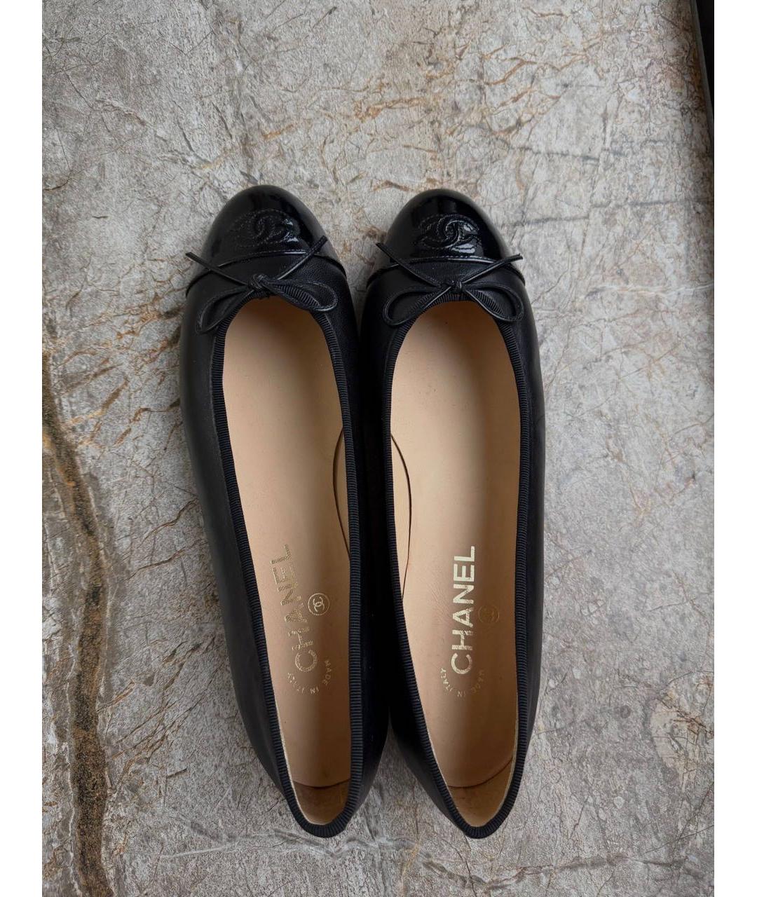 CHANEL Черные кожаные балетки, фото 3