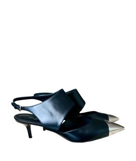 LOUIS VUITTON Туфли