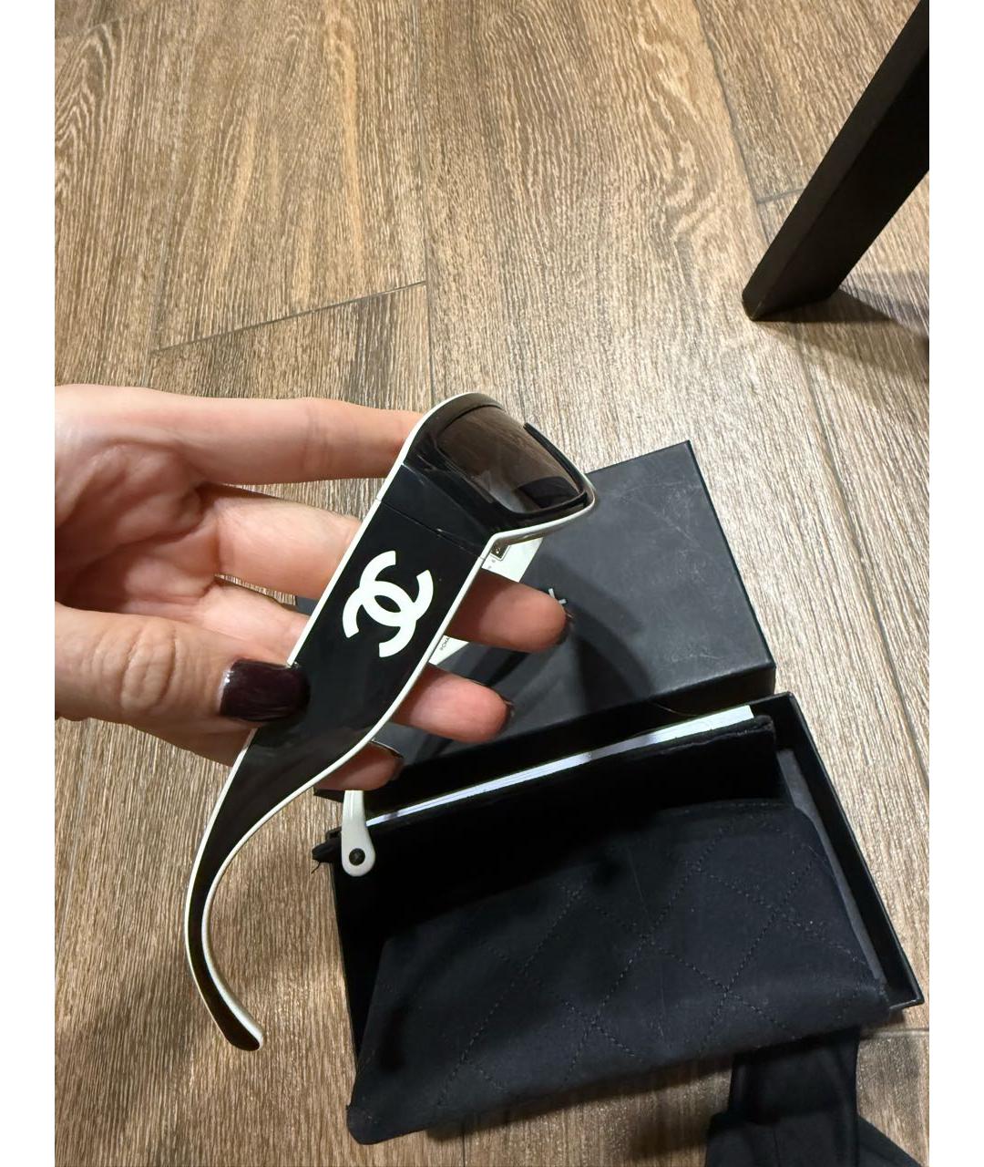 CHANEL Черные пластиковые солнцезащитные очки, фото 3