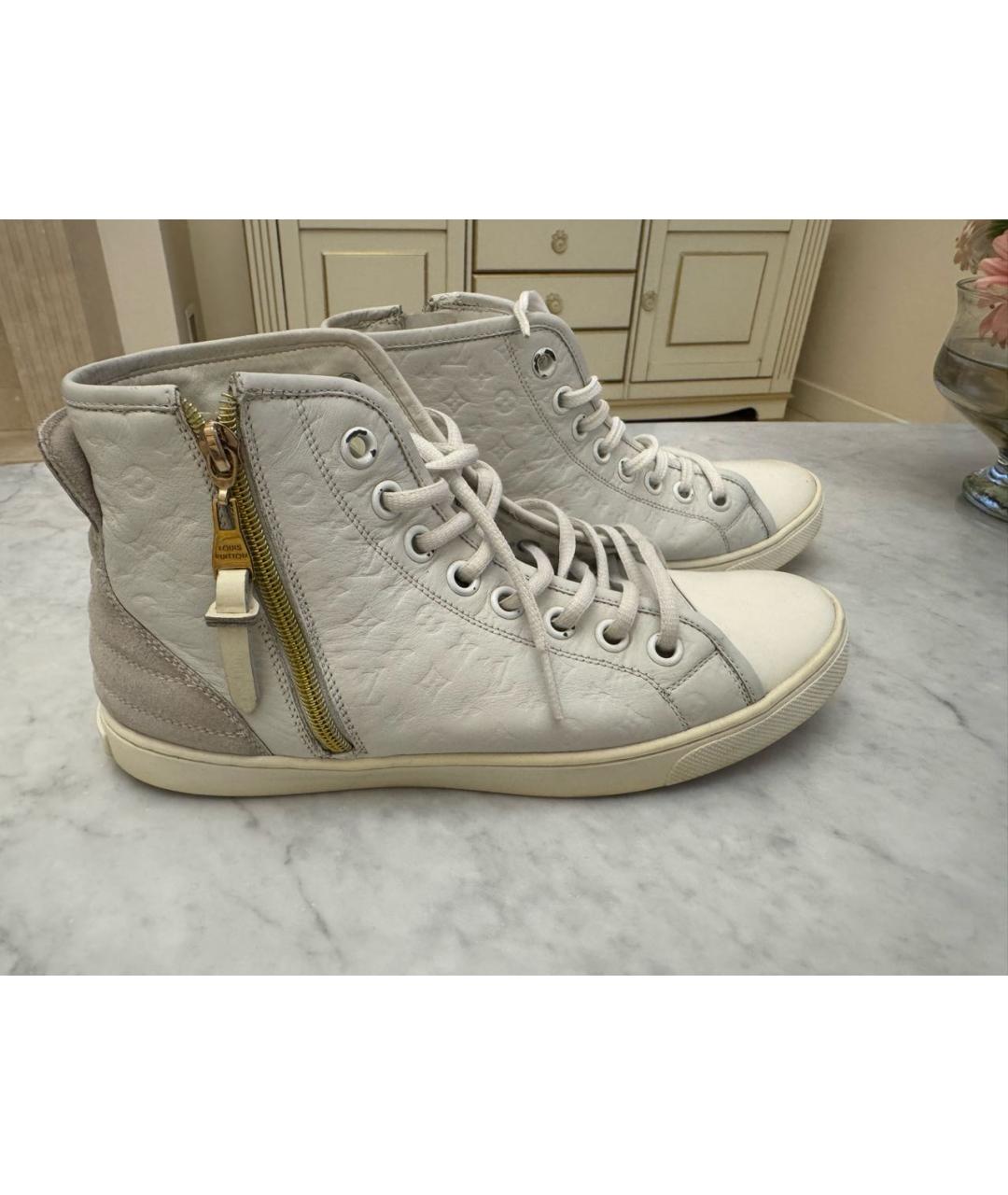 LOUIS VUITTON Белые кожаные кеды, фото 5