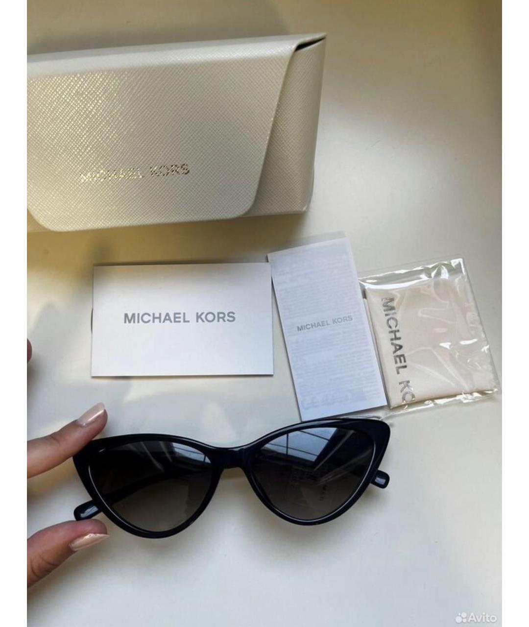 MICHAEL KORS Черные пластиковые солнцезащитные очки, фото 3