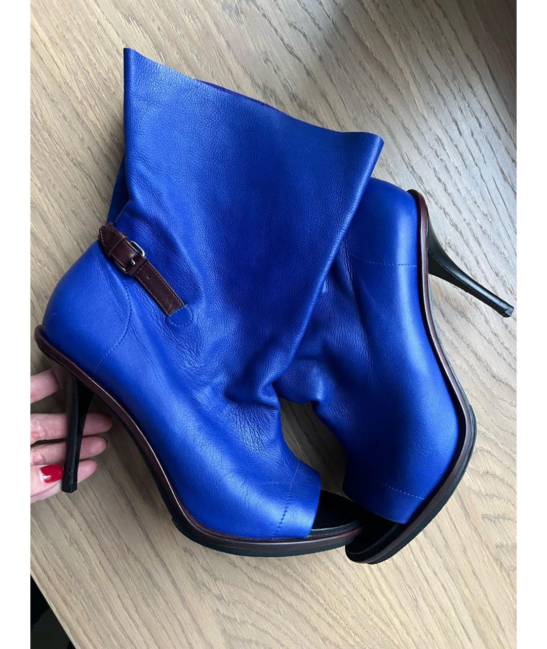 BALENCIAGA Синие ботильоны из экзотической кожи, фото 3