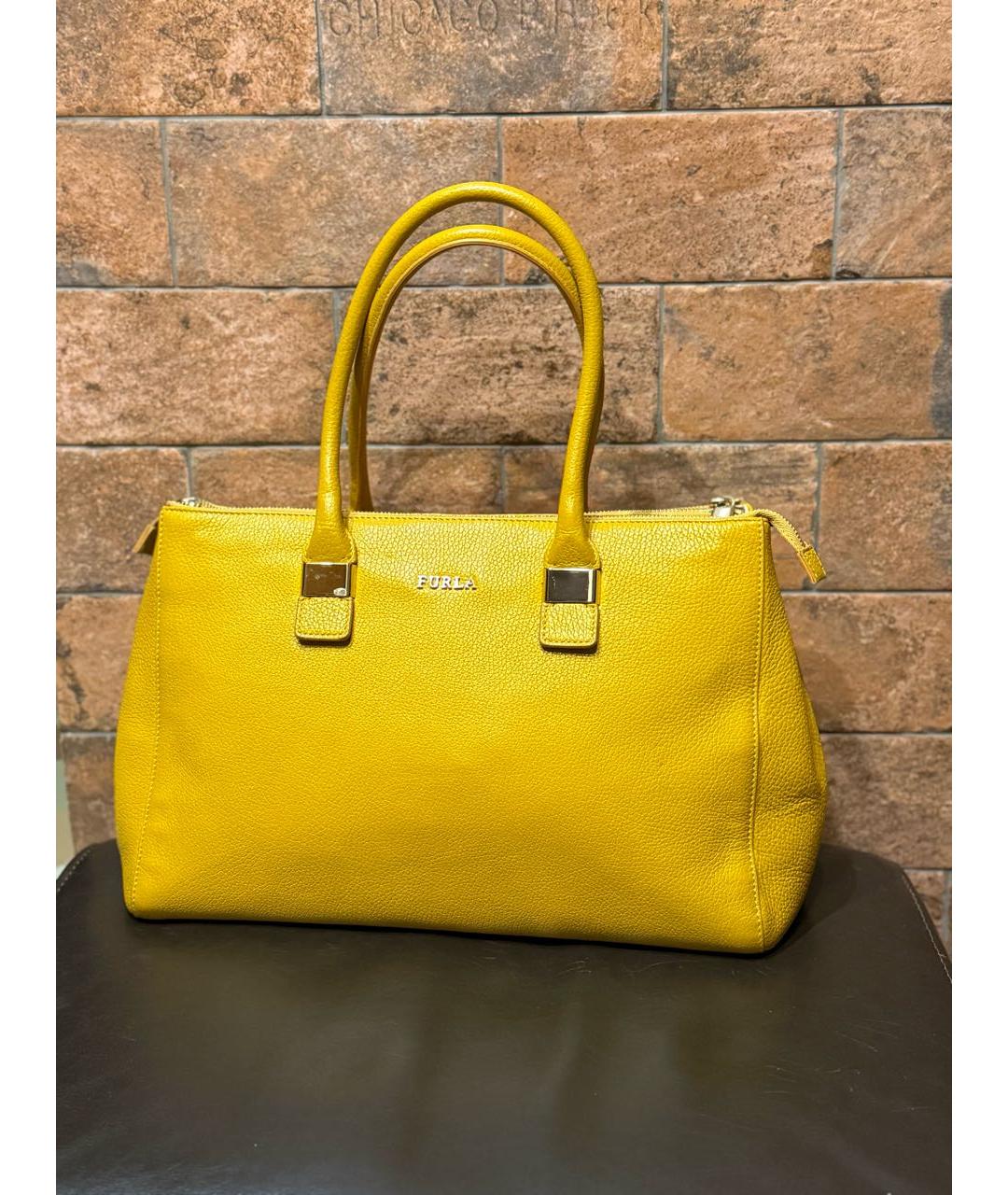 FURLA Желтая кожаная сумка тоут, фото 7