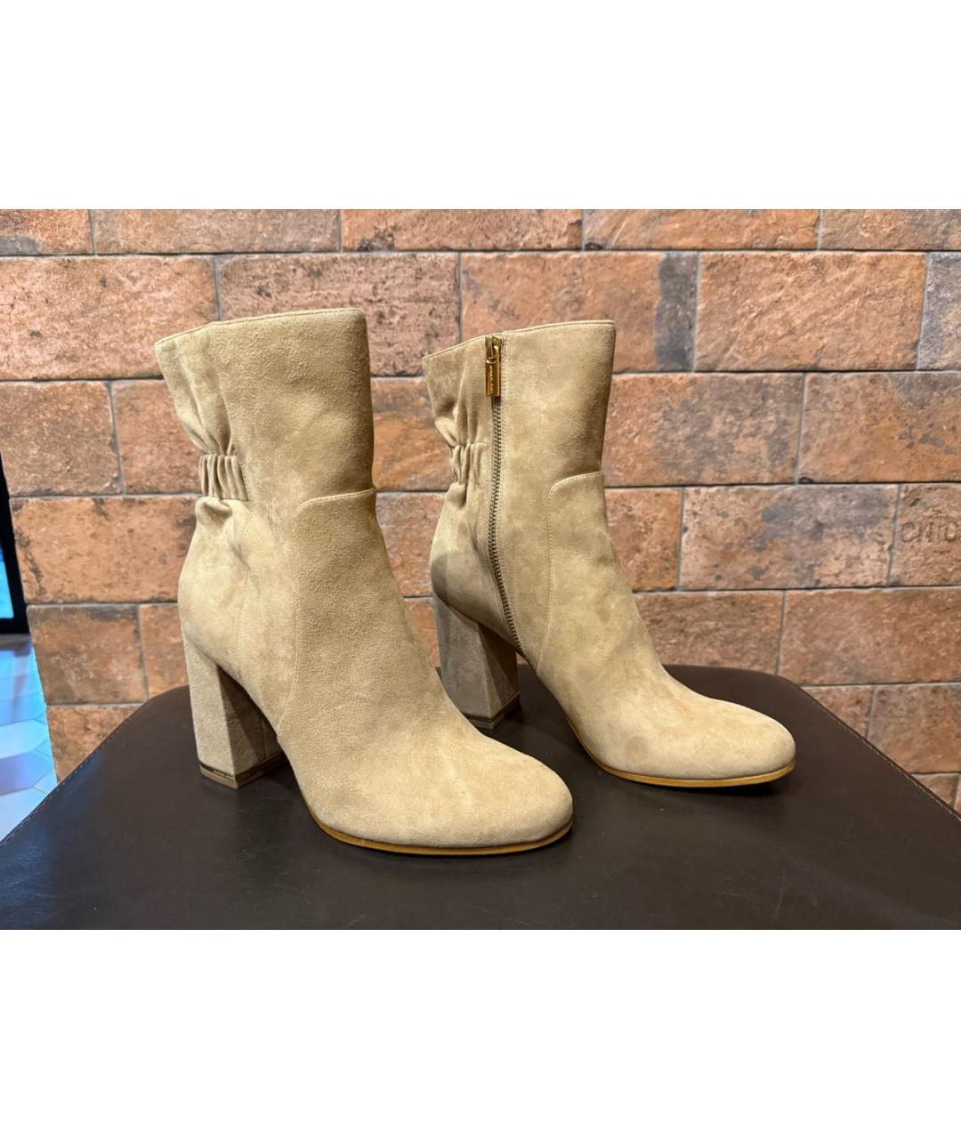 MICHAEL KORS Бежевые замшевые ботильоны, фото 7