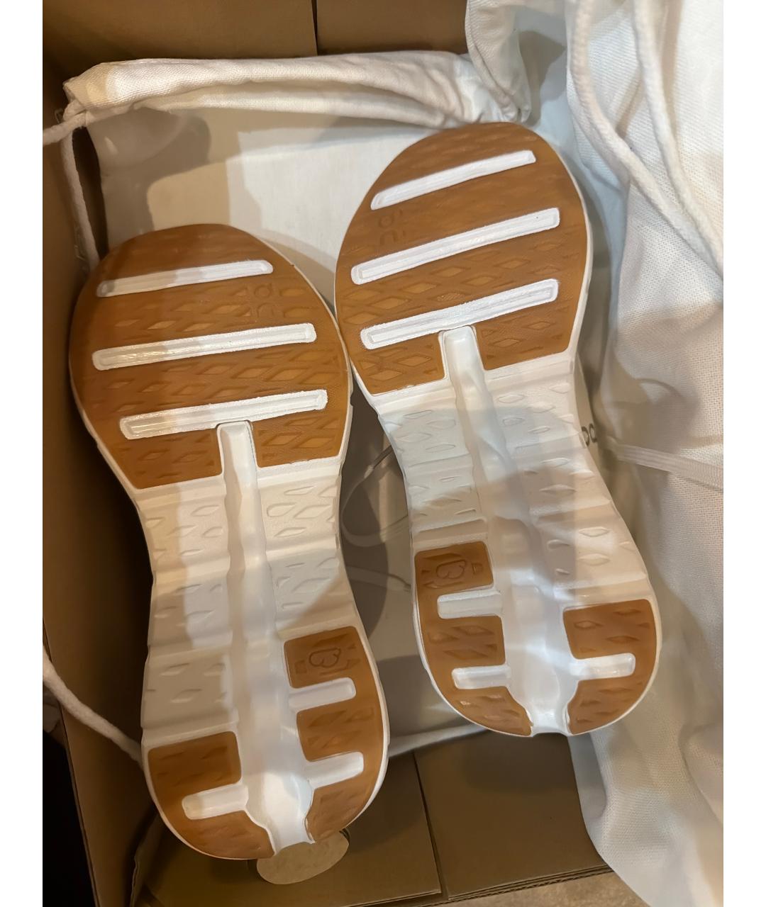 LOEWE Белые текстильные кроссовки, фото 5