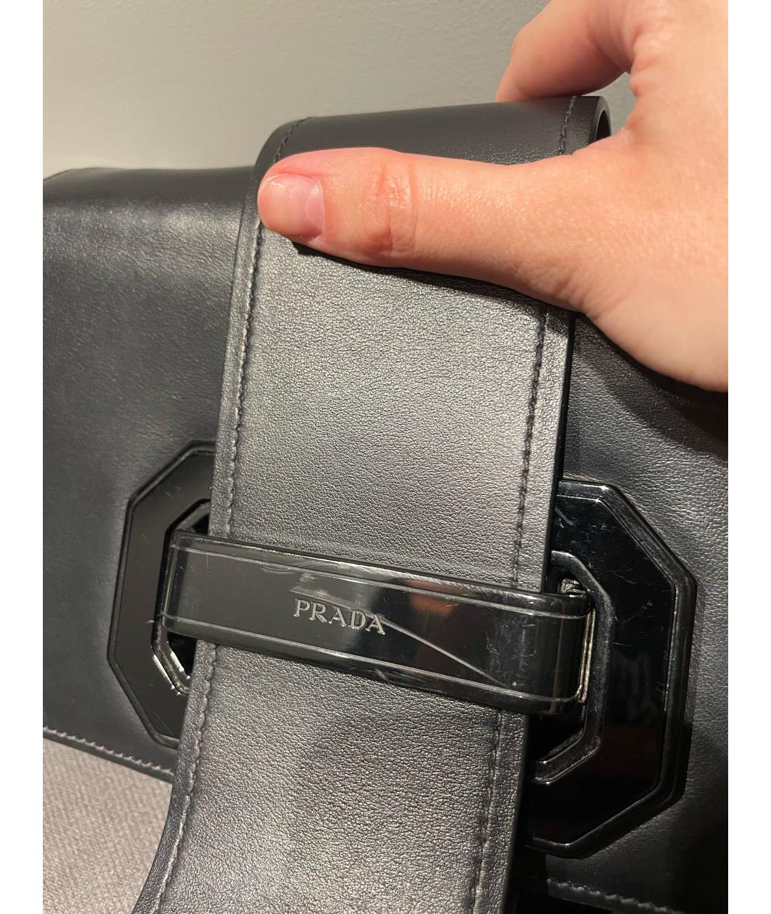 PRADA Черная кожаная сумка через плечо, фото 3