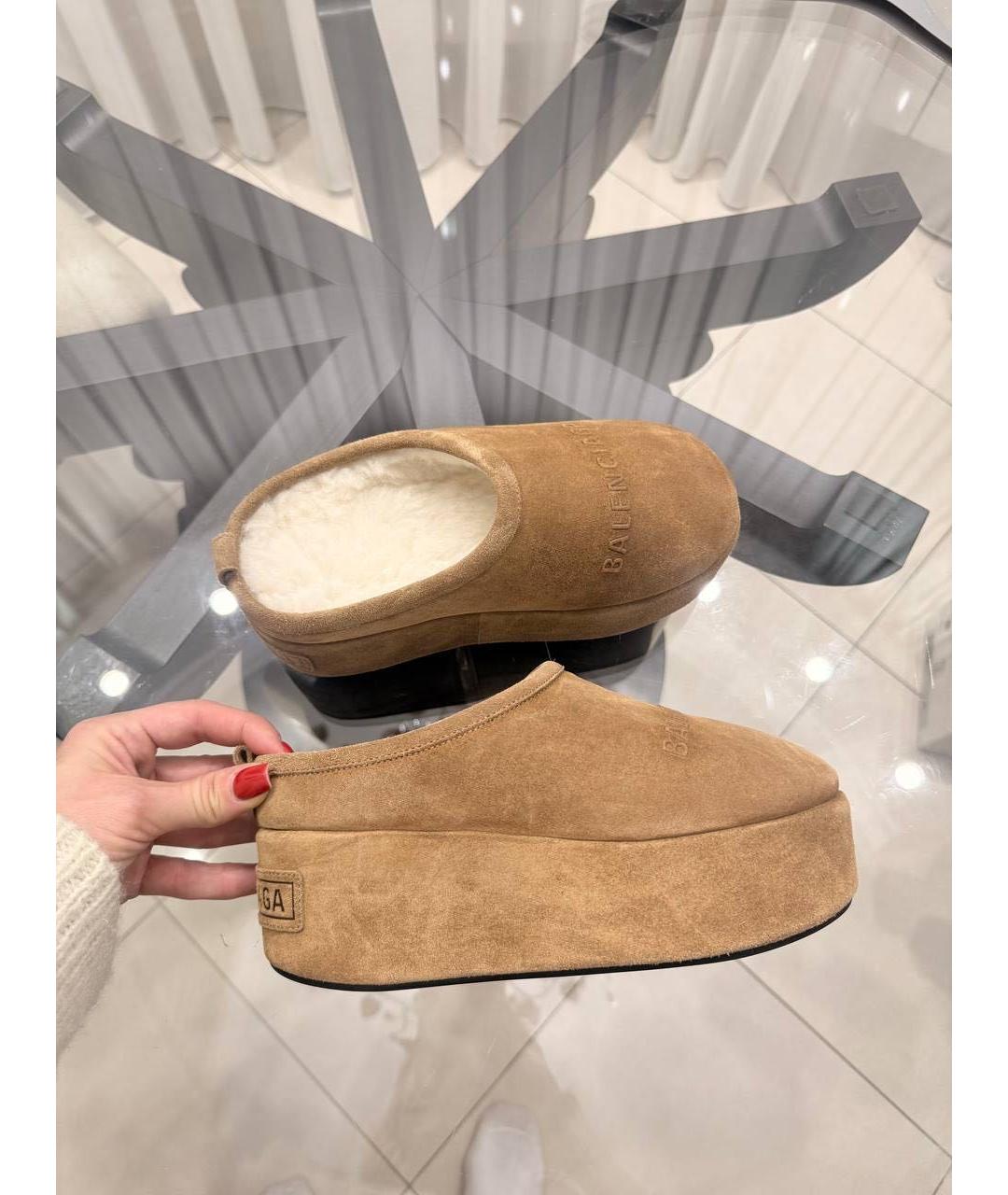 BALENCIAGA Бежевые замшевые сабо, фото 8