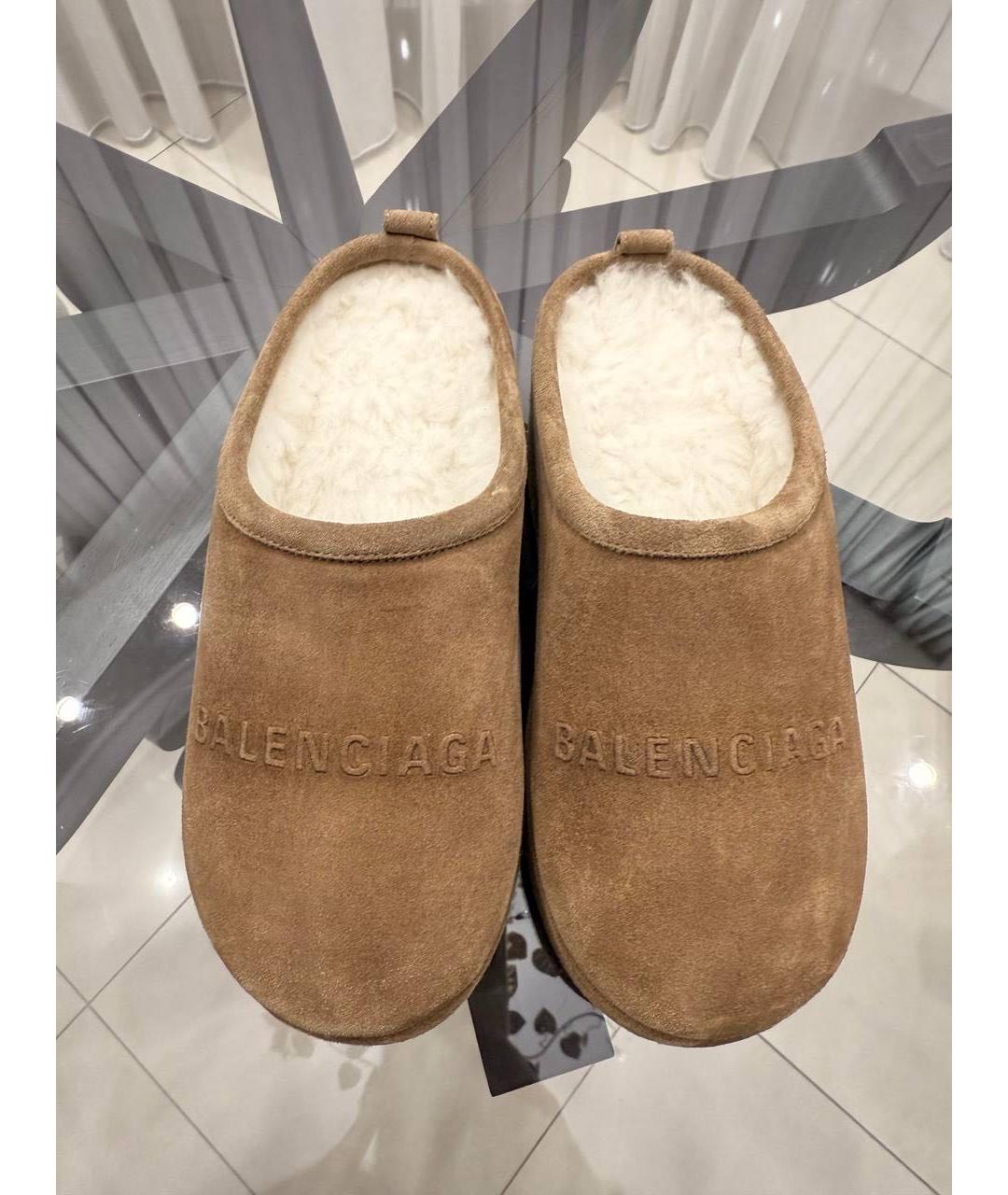 BALENCIAGA Бежевые замшевые сабо, фото 2