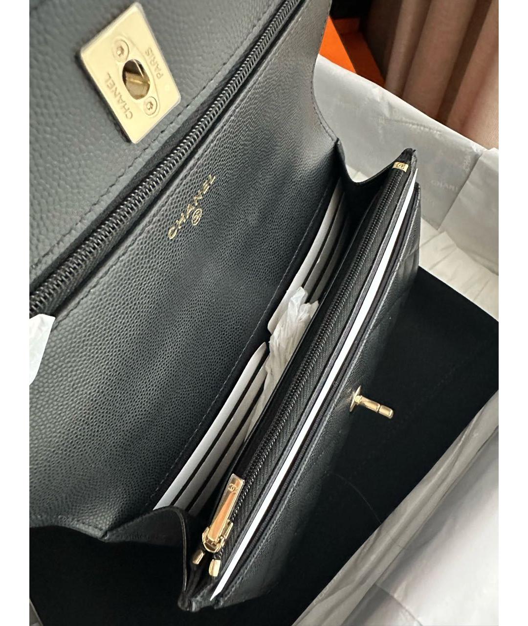 CHANEL Черная кожаная сумка с короткими ручками, фото 5