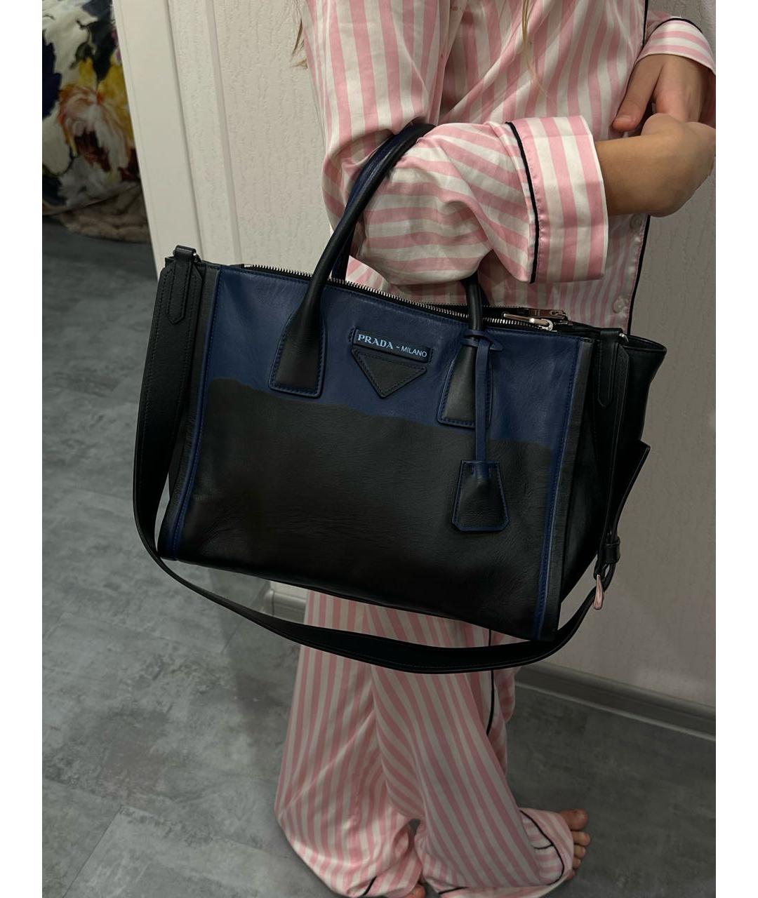 PRADA Темно-синяя кожаная сумка тоут, фото 5