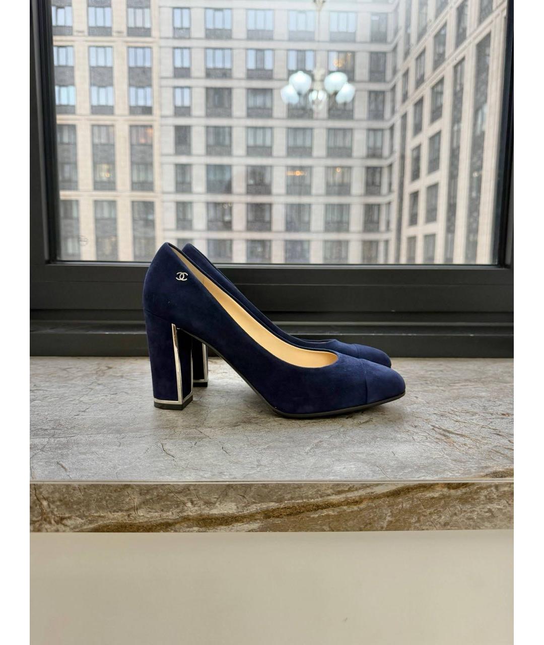 CHANEL Темно-синие замшевые туфли, фото 6