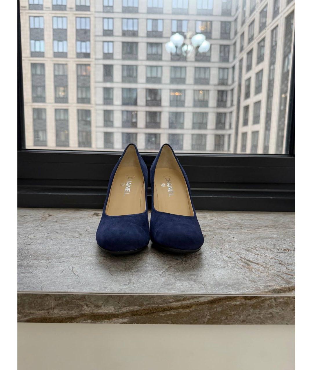 CHANEL Темно-синие замшевые туфли, фото 2