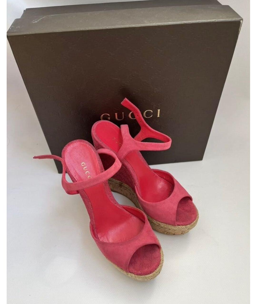 GUCCI Розовые замшевые босоножки, фото 2