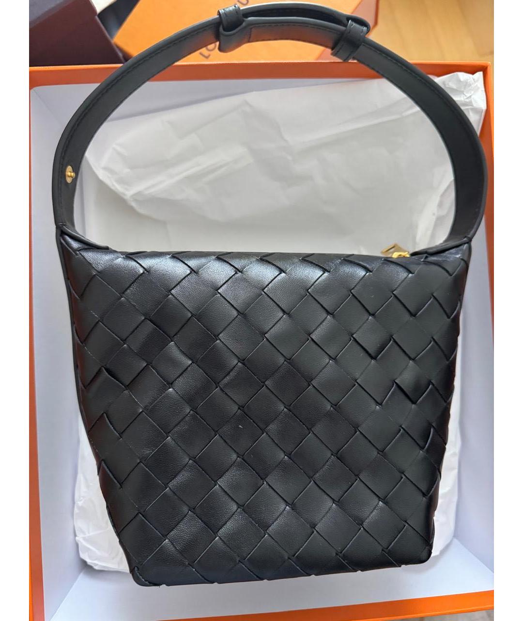 BOTTEGA VENETA Черная кожаная сумка с короткими ручками, фото 3