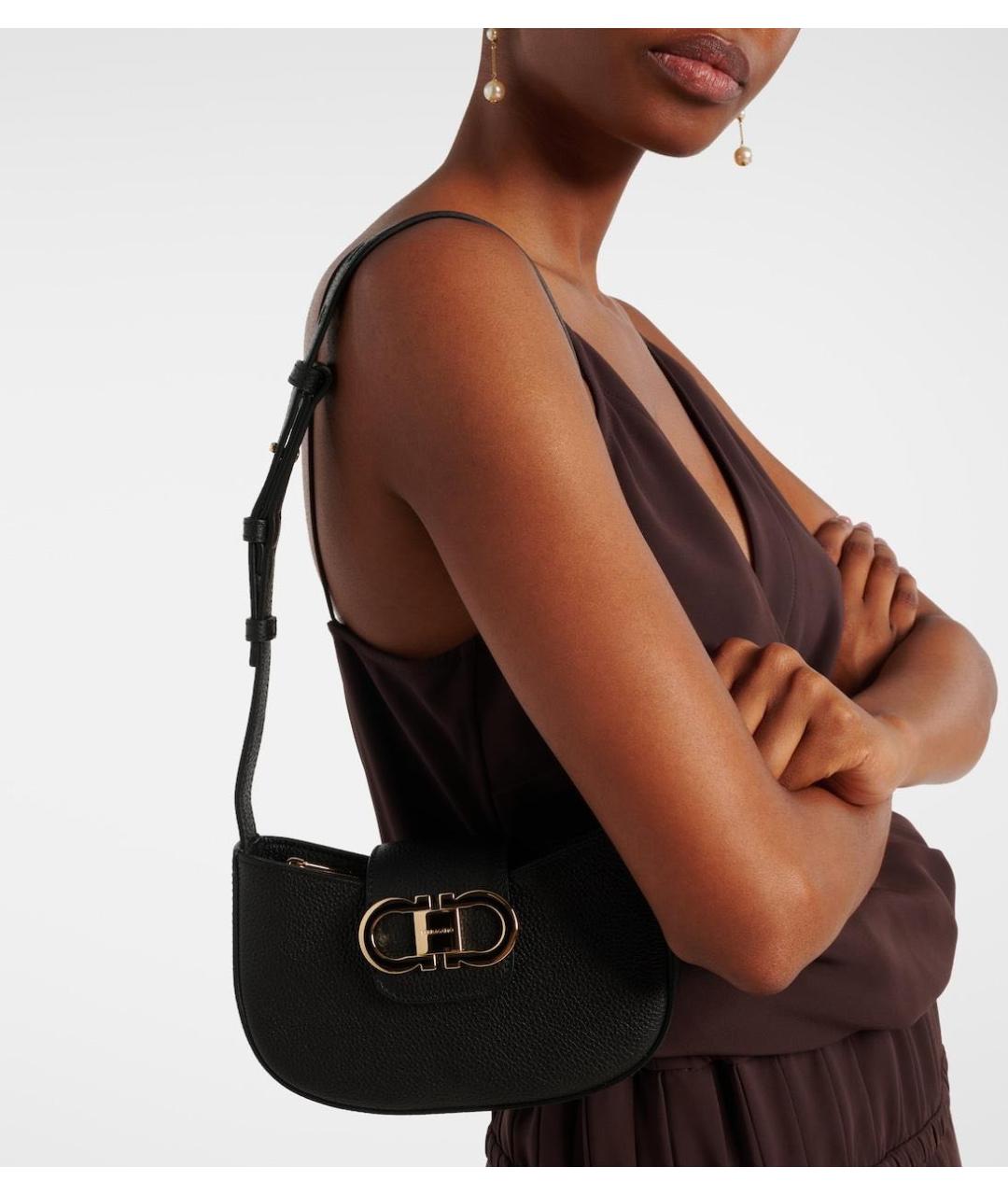 FERRAGAMO Черная кожаная сумка через плечо, фото 2