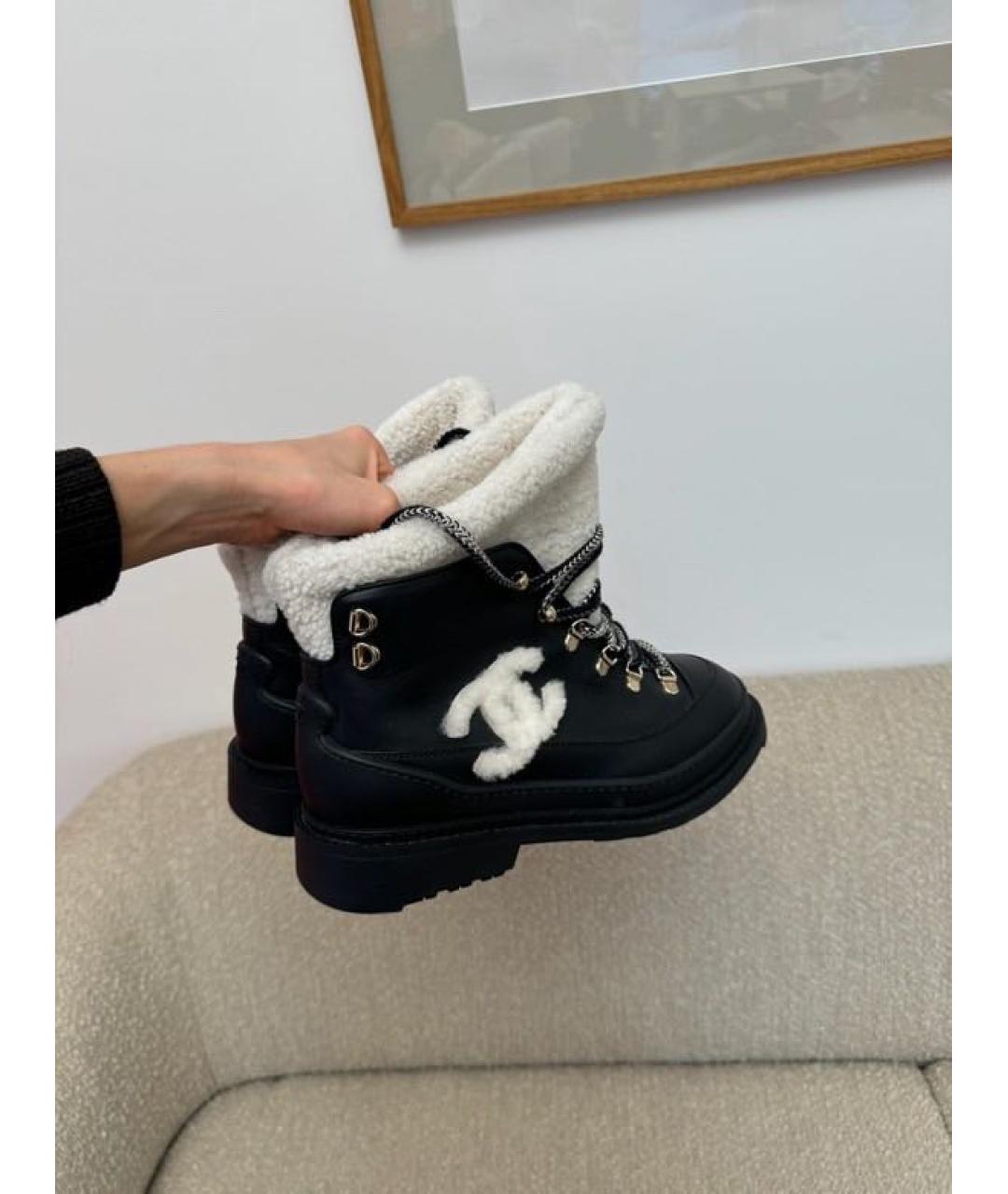 CHANEL Черные кожаные ботинки, фото 2