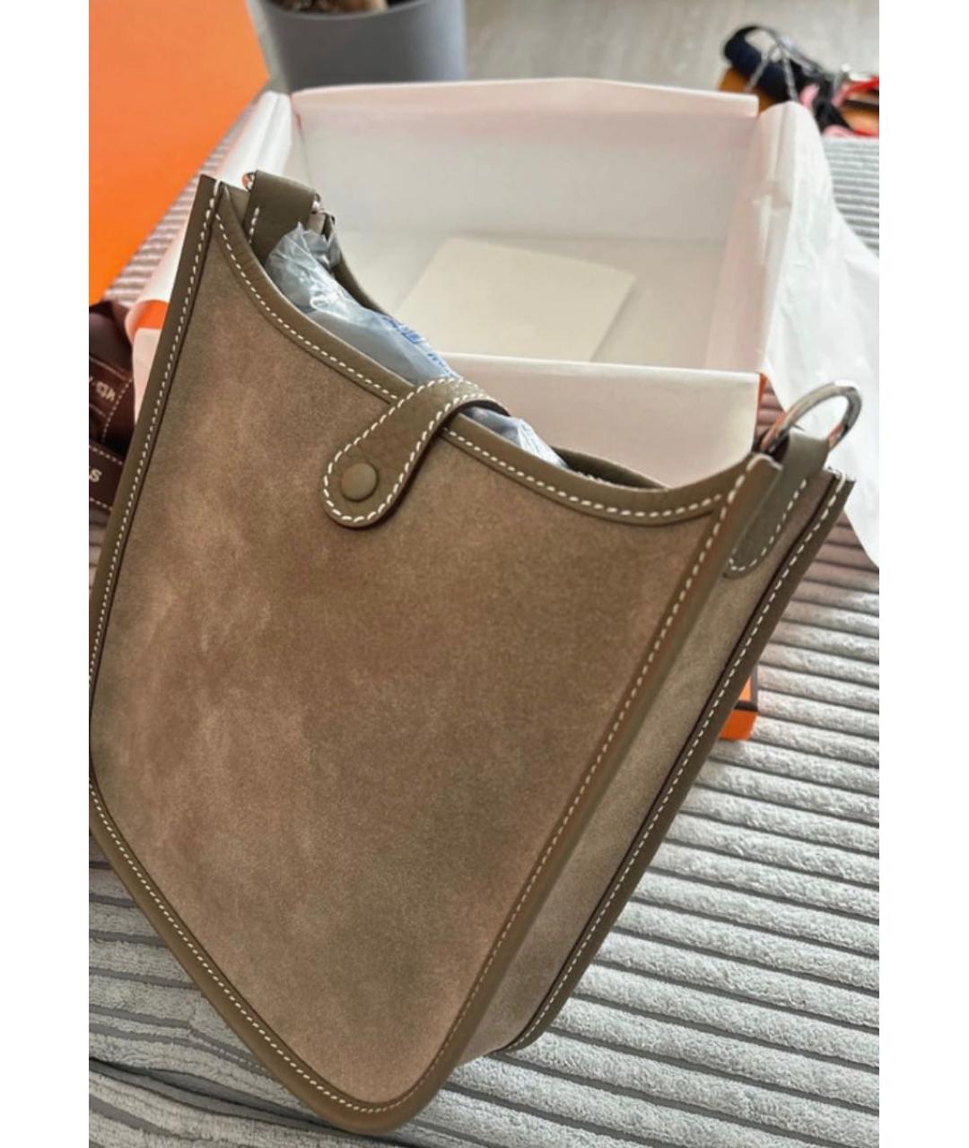 HERMES Бежевая замшевая сумка через плечо, фото 3