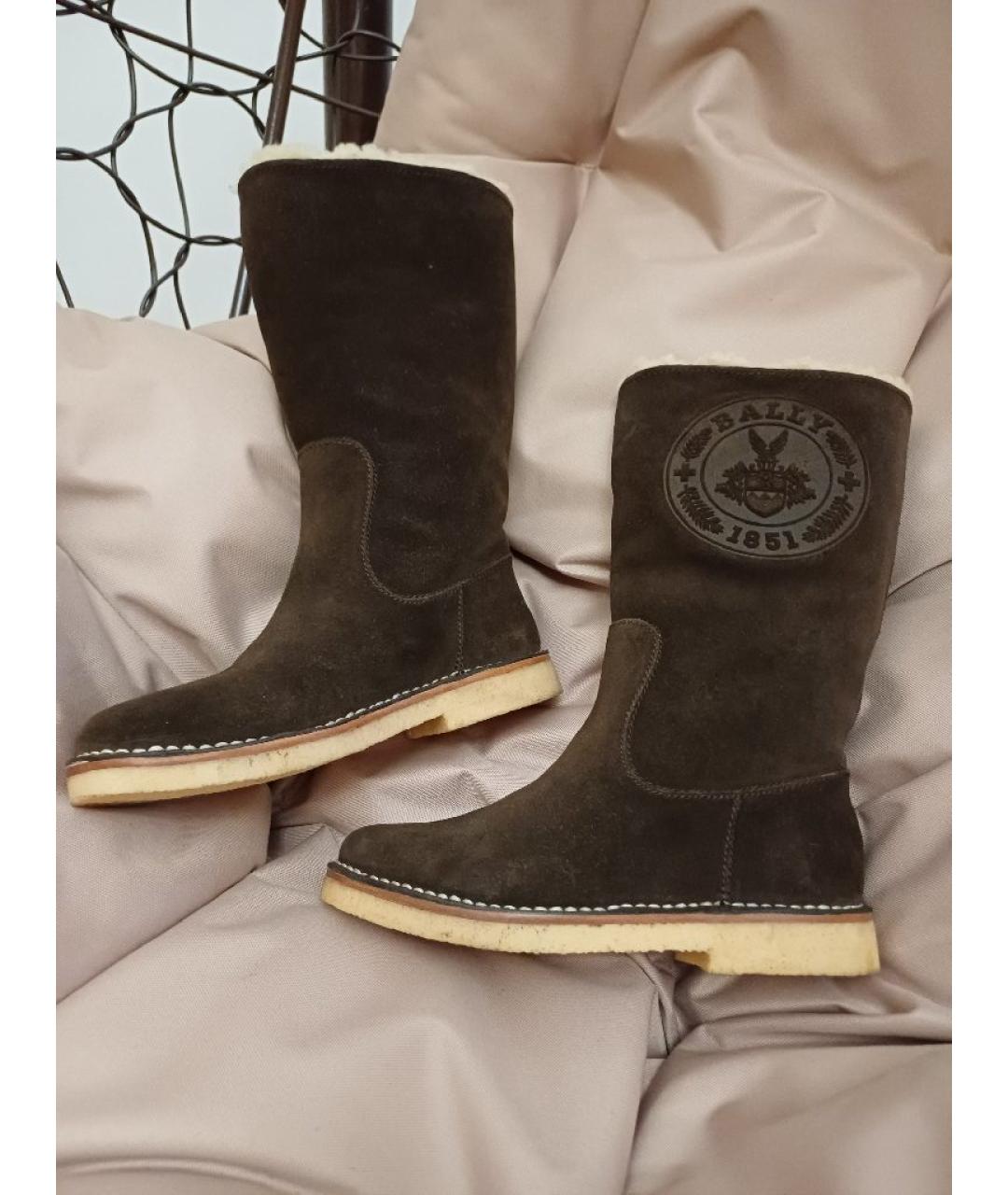 BALLY Коричневые замшевые сапоги, фото 2