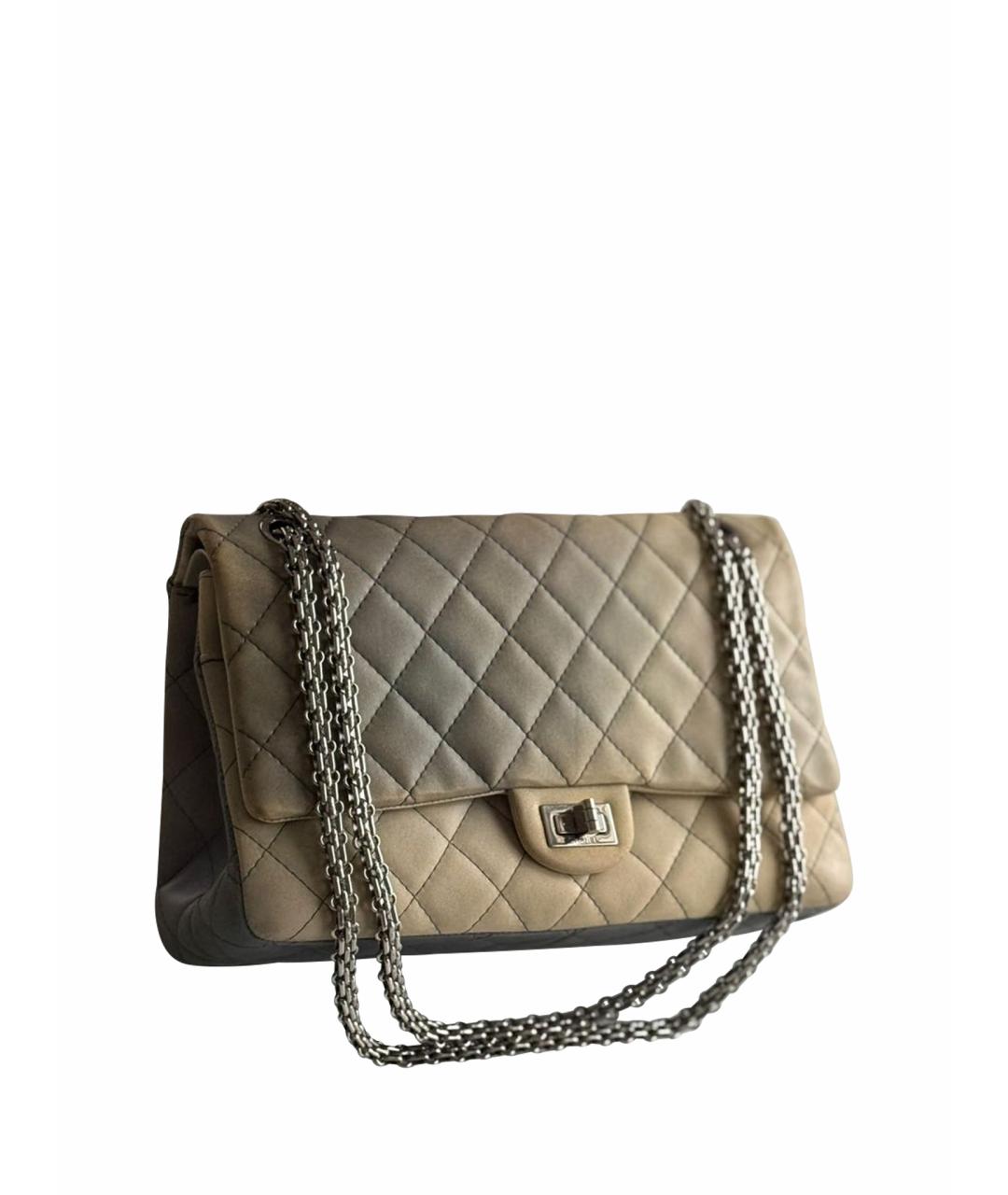 CHANEL Бежевая кожаная сумка через плечо, фото 1