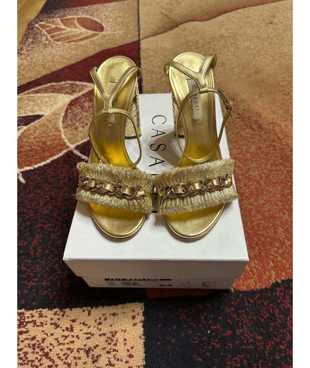 CASADEI Золотые кожаные босоножки, фото 2