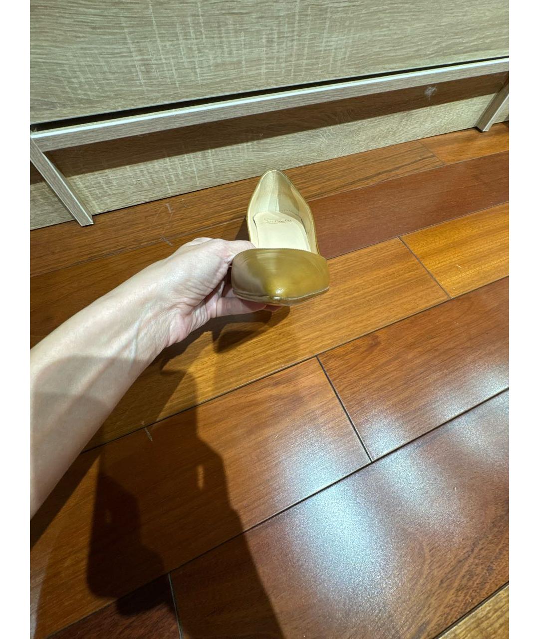 CHRISTIAN LOUBOUTIN Горчичные кожаные туфли, фото 6