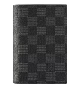 LOUIS VUITTON Обложка/футляр