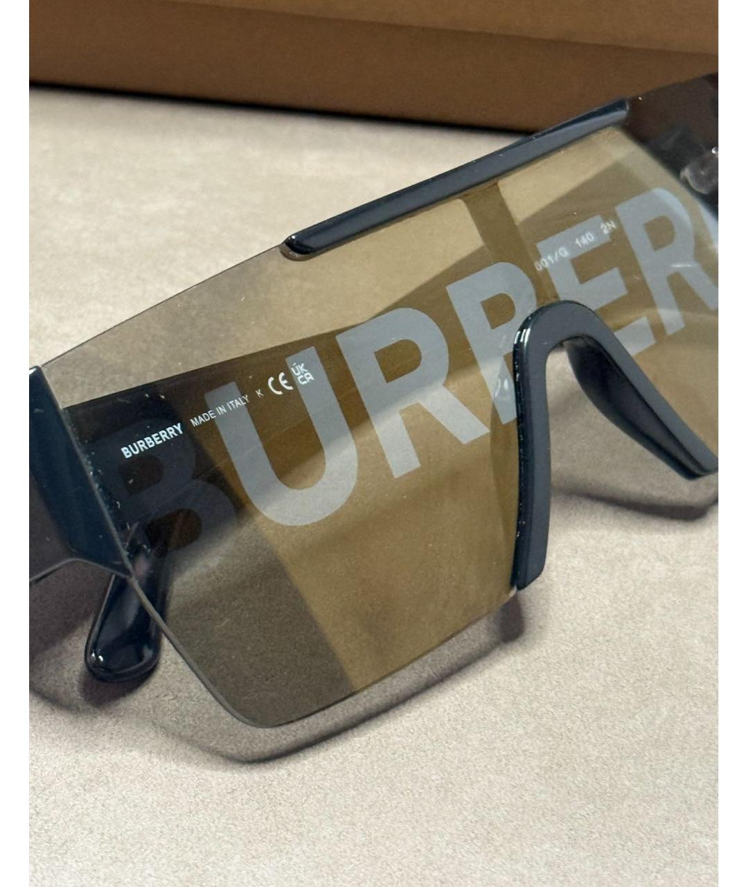 BURBERRY Коричневые пластиковые солнцезащитные очки, фото 4
