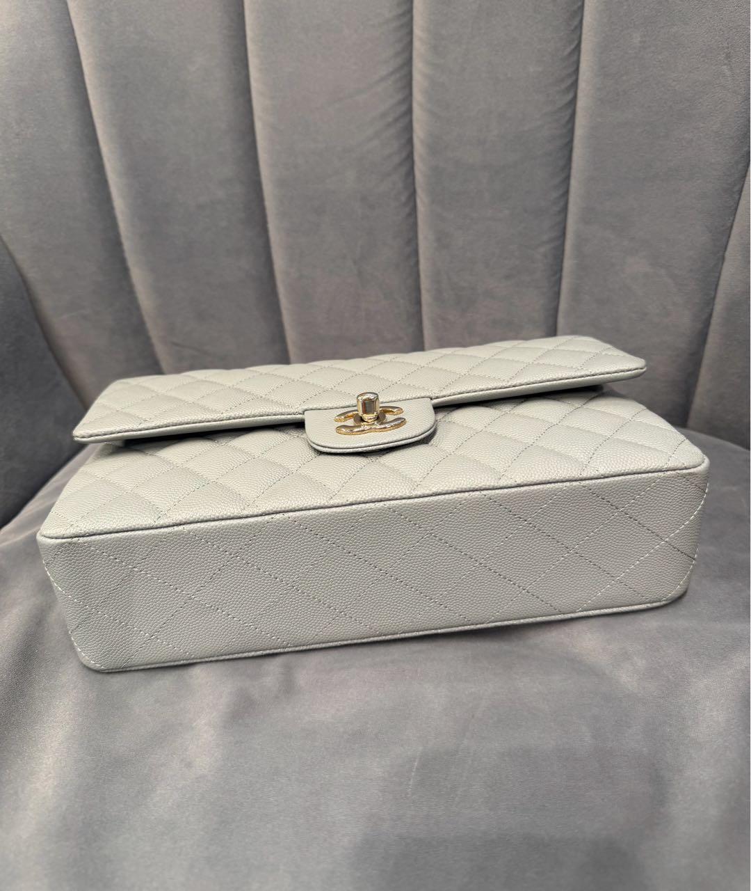 CHANEL Серая кожаная сумка через плечо, фото 2