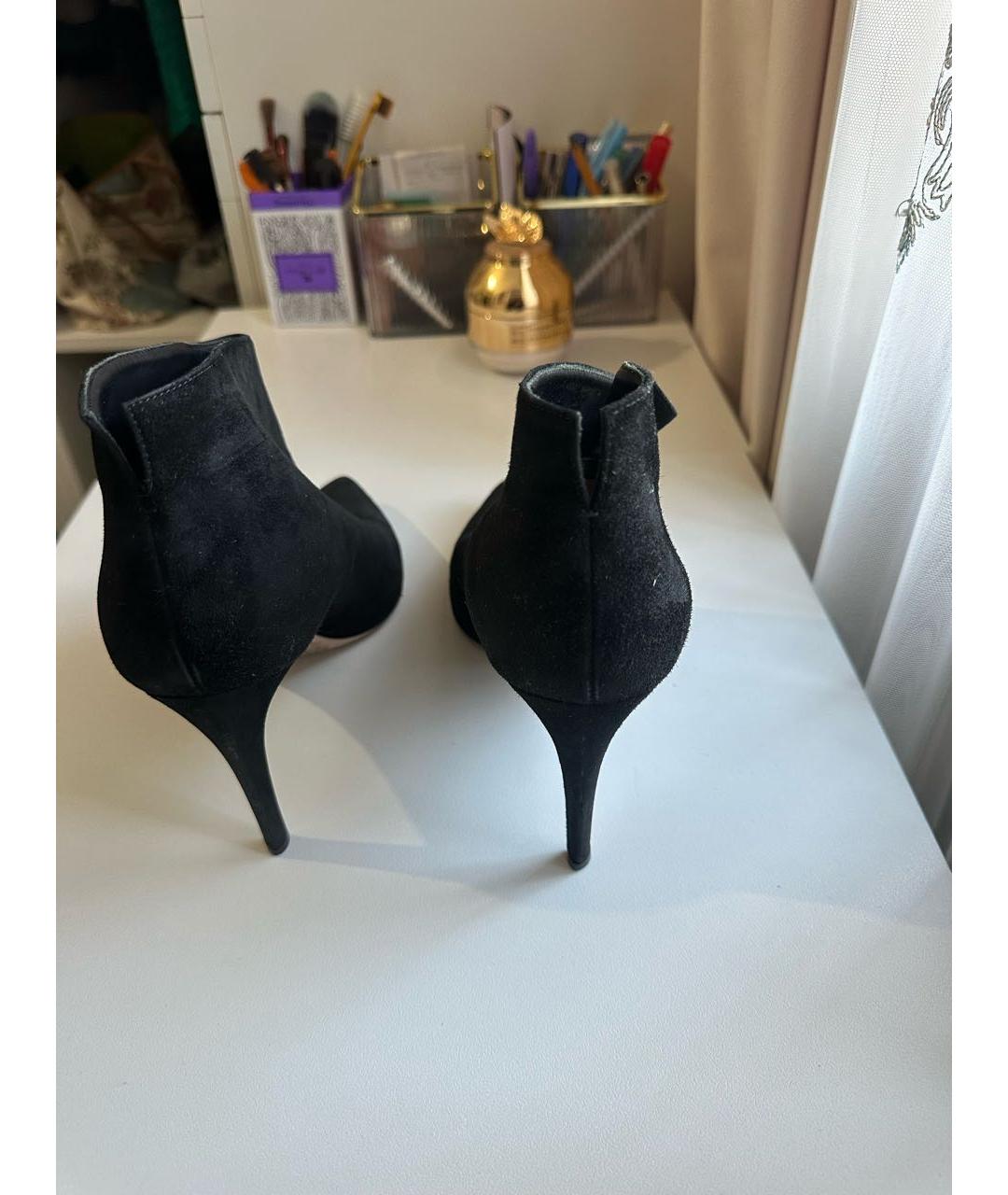 GIANVITO ROSSI Черные замшевые ботильоны, фото 3