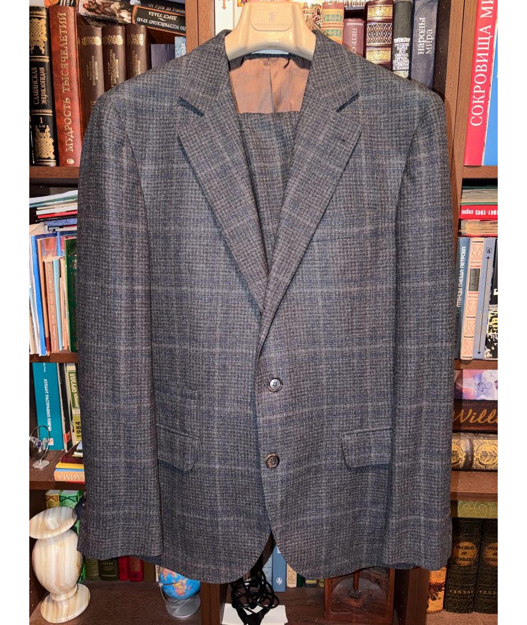 BRUNELLO CUCINELLI Серый классический костюм, фото 9