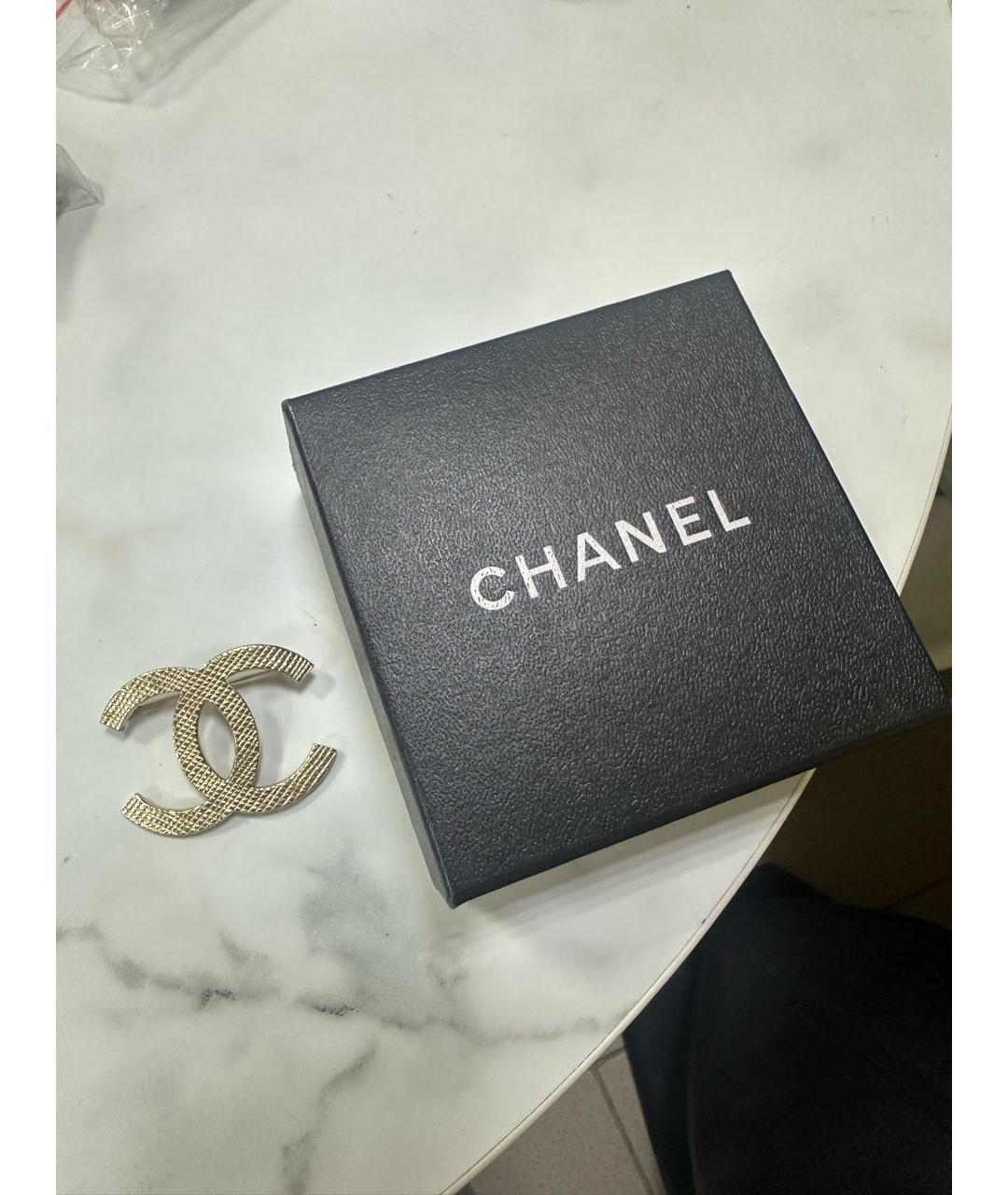 CHANEL Золотая металлическая булавка / брошь, фото 3
