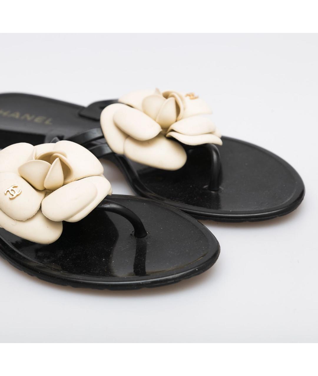 CHANEL Черные резиновые шлепанцы, фото 4
