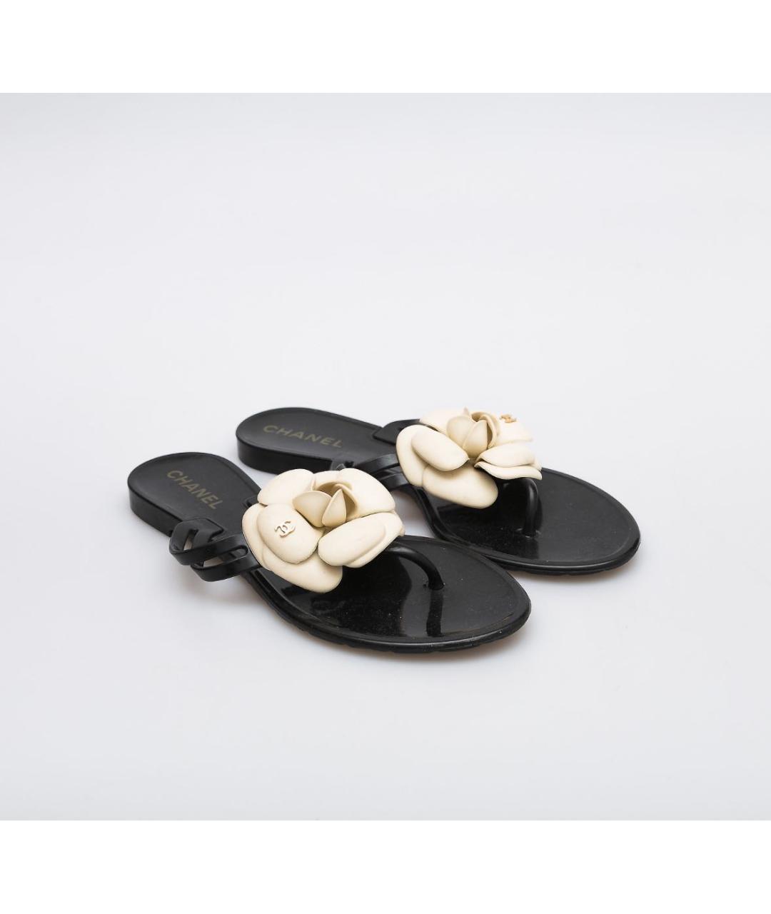 CHANEL Черные резиновые шлепанцы, фото 2