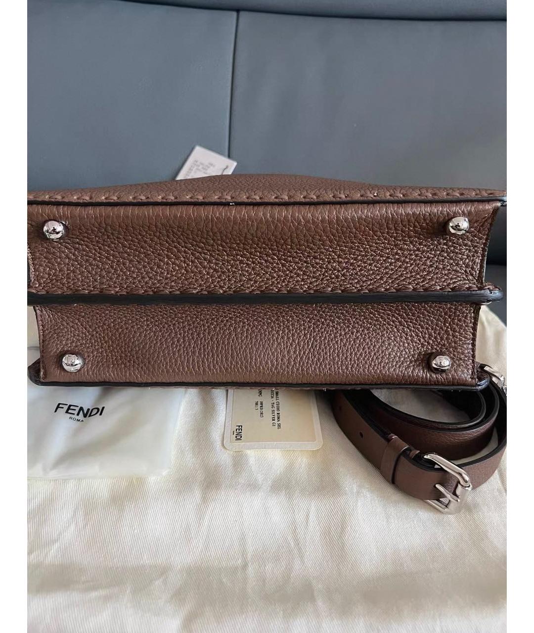 FENDI Коричневая кожаная сумка с короткими ручками, фото 4