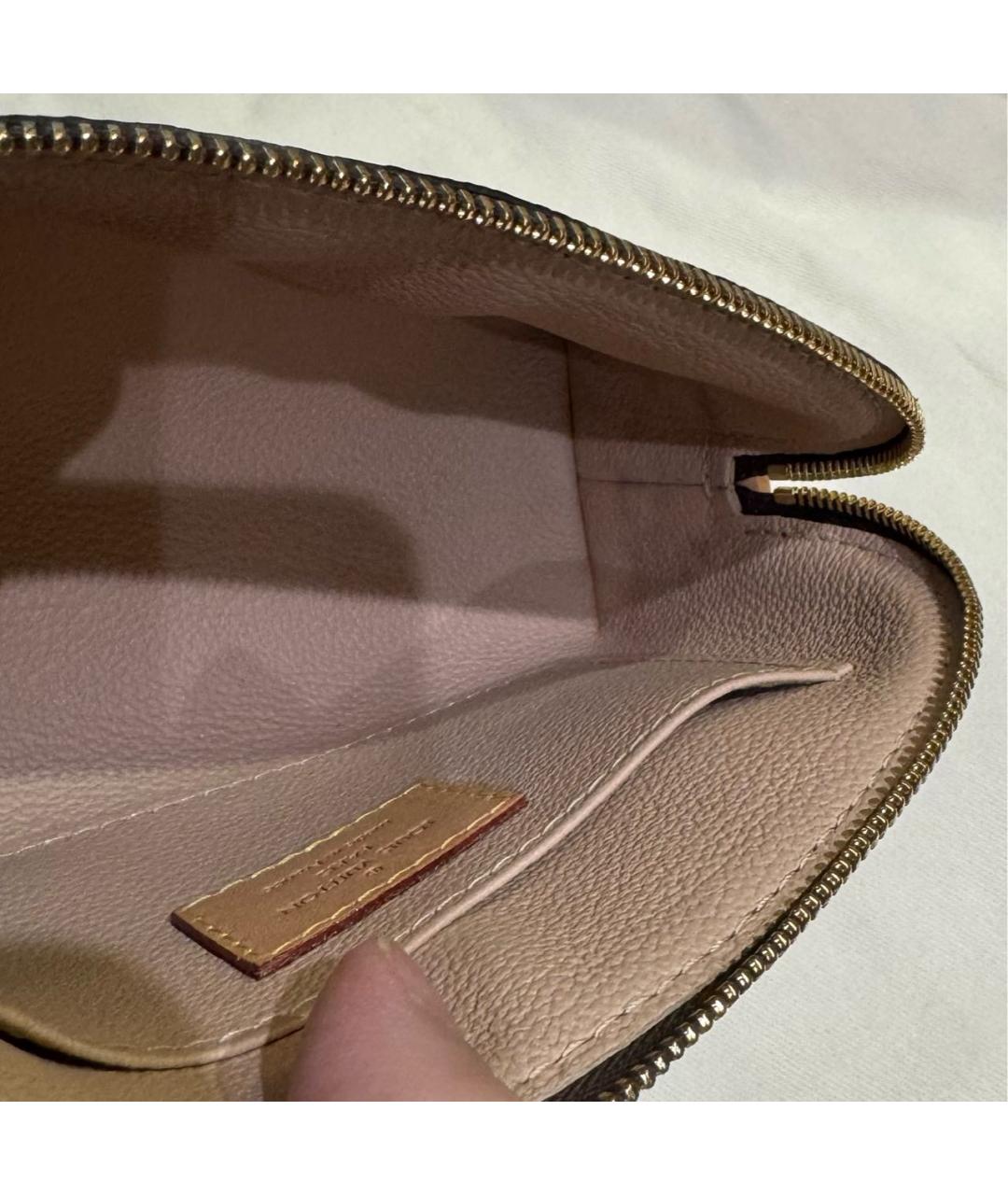 LOUIS VUITTON Коричневая косметичка, фото 6