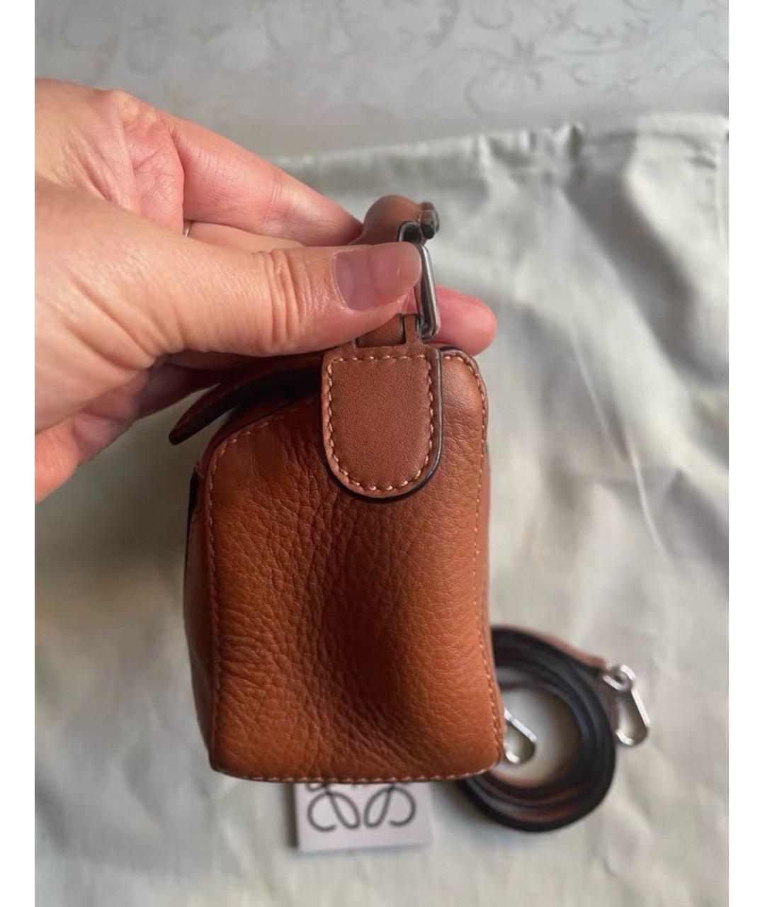 LOEWE Коричневая кожаная сумка с короткими ручками, фото 4