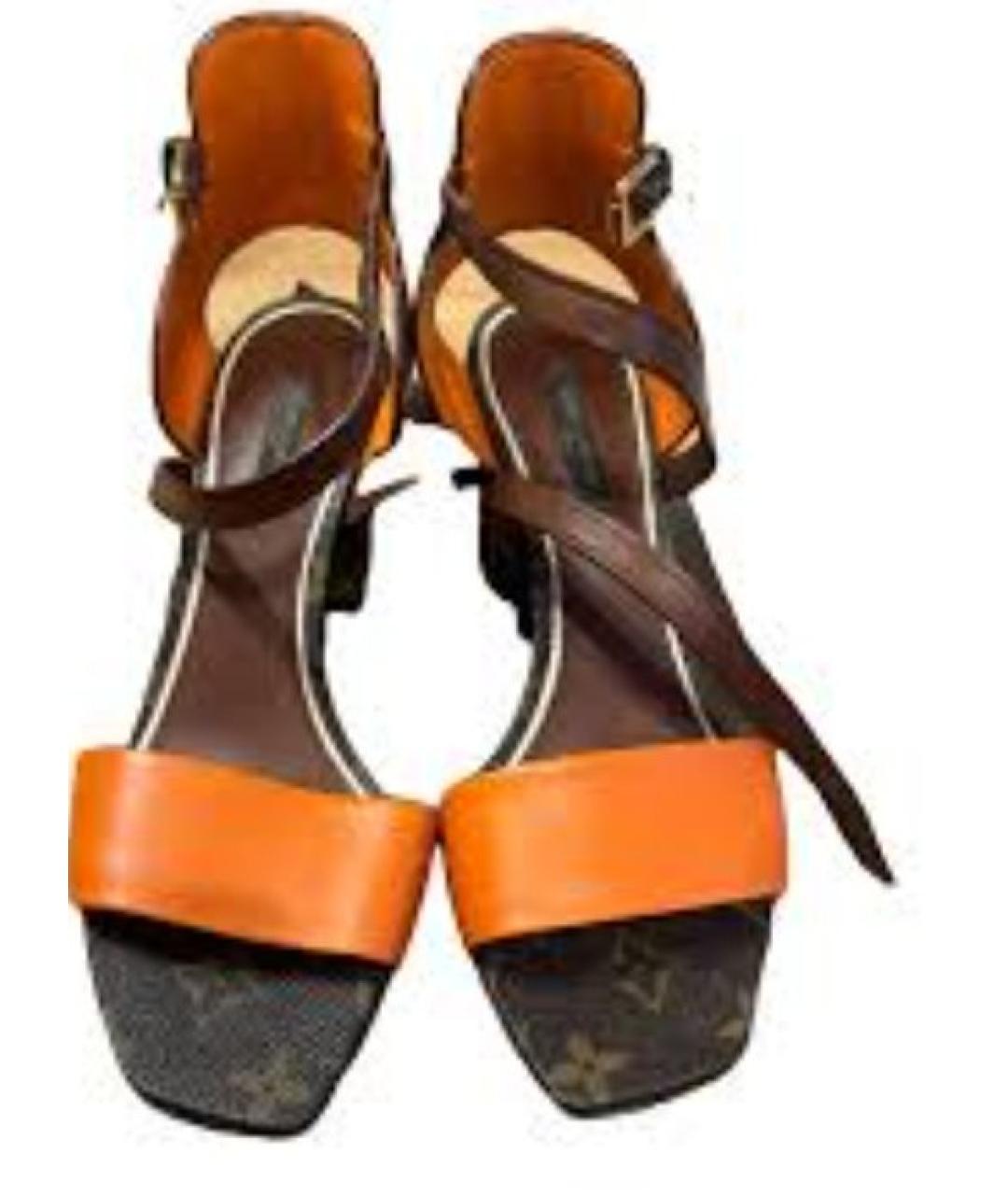 LOUIS VUITTON Оранжевое кожаные босоножки, фото 3