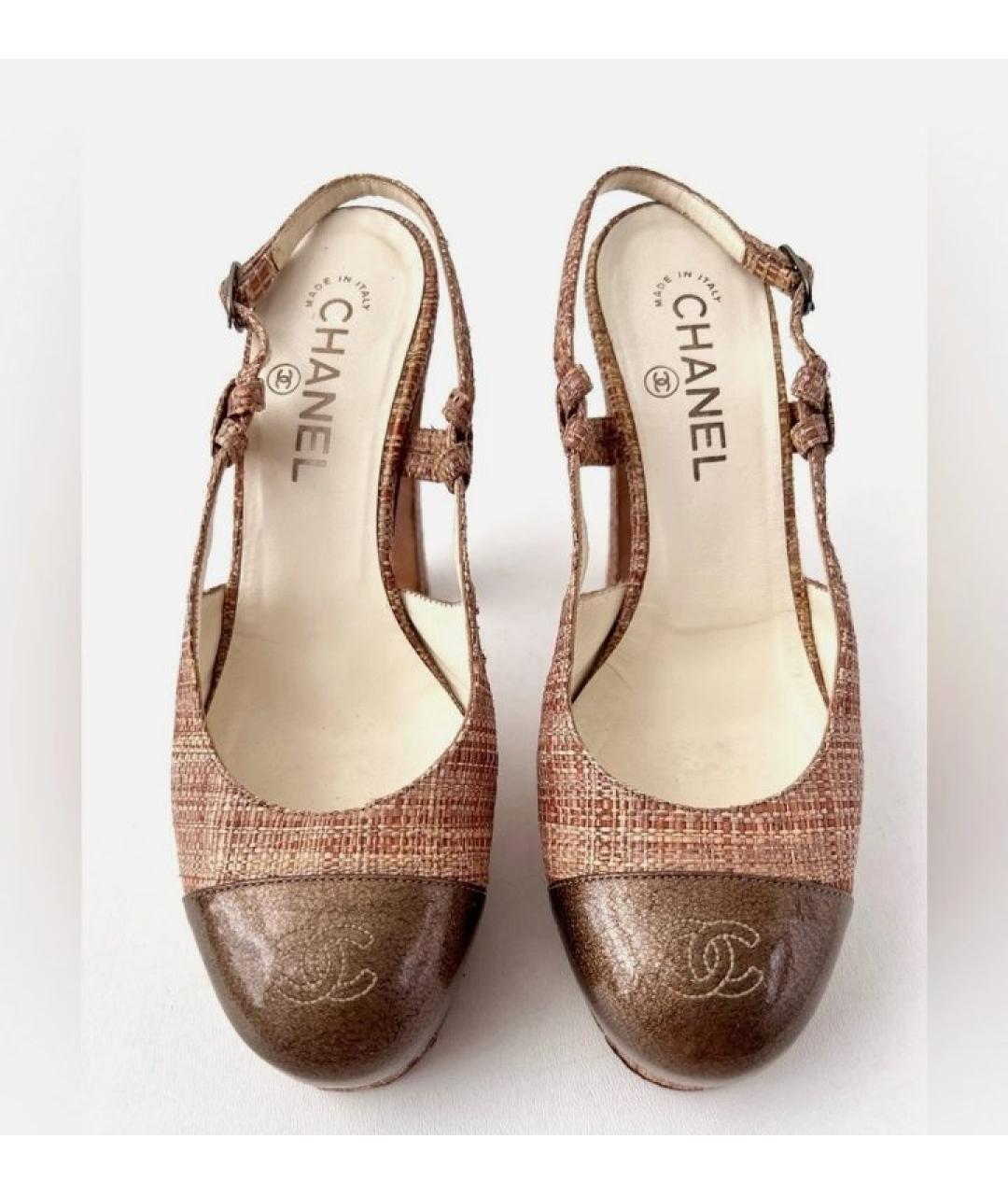 CHANEL Бежевые текстильные босоножки, фото 5