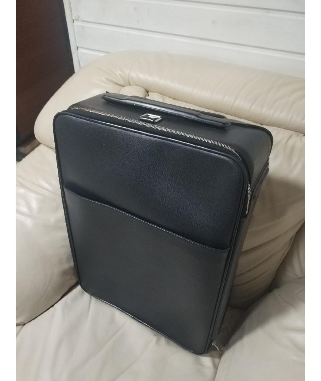 LOUIS VUITTON Антрацитовый кожаный чемодан, фото 10