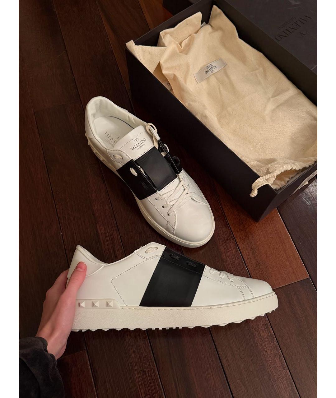 VALENTINO Белые кожаные низкие кроссовки / кеды, фото 6