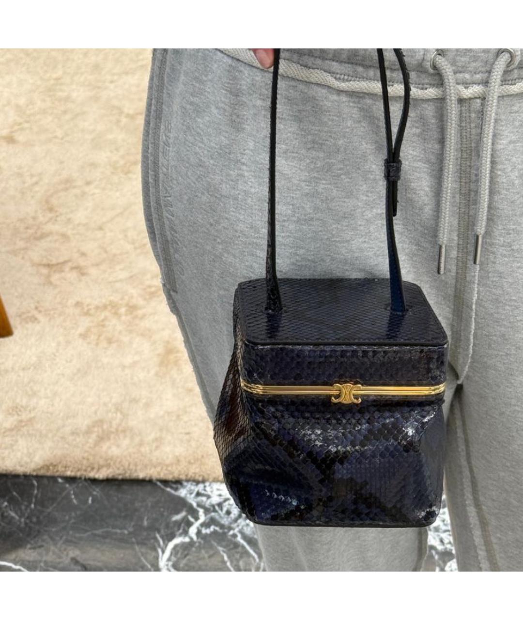 CELINE Темно-синяя сумка с короткими ручками из лакированной кожи, фото 3