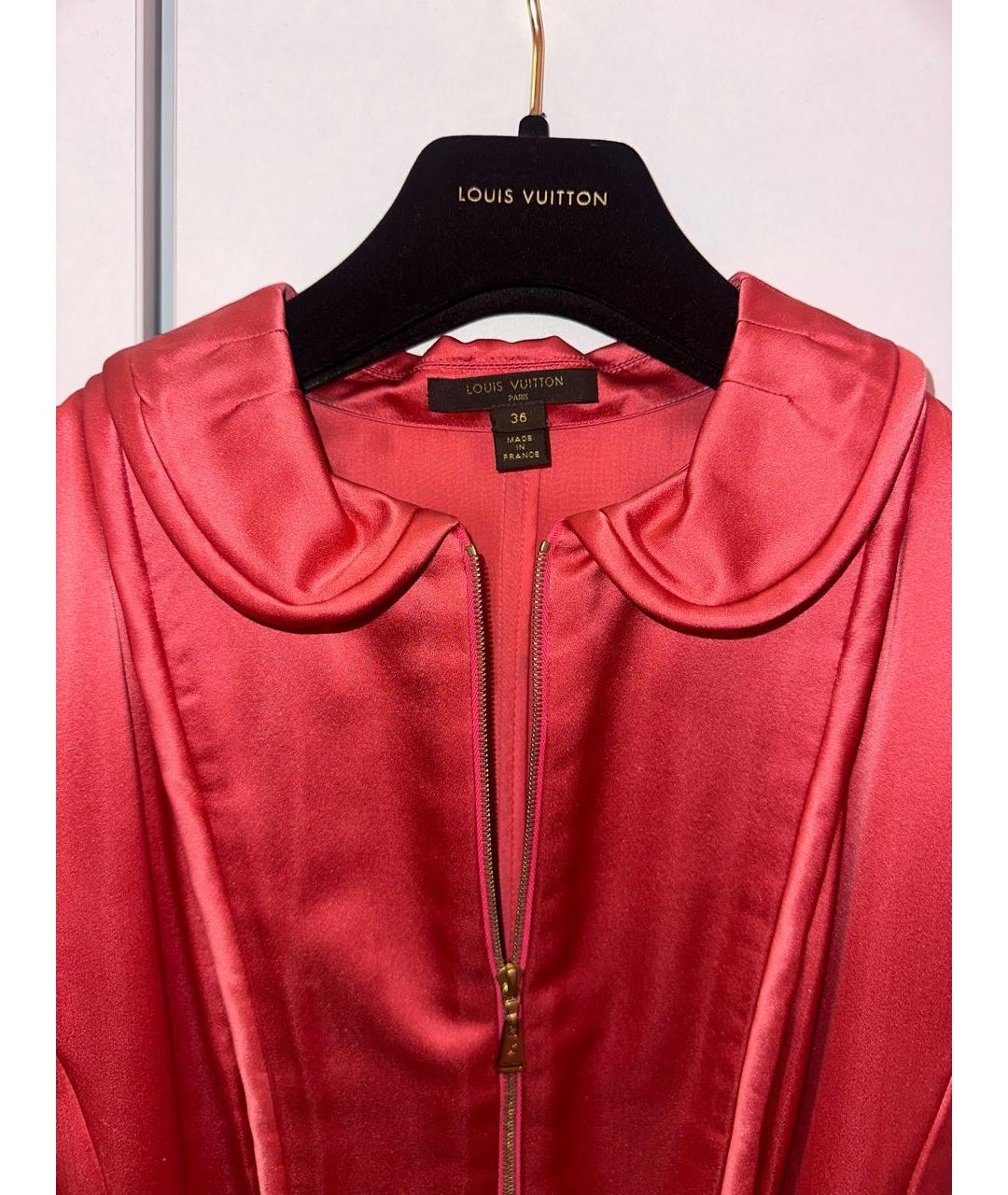 LOUIS VUITTON Коралловое атласное коктейльное платье, фото 2