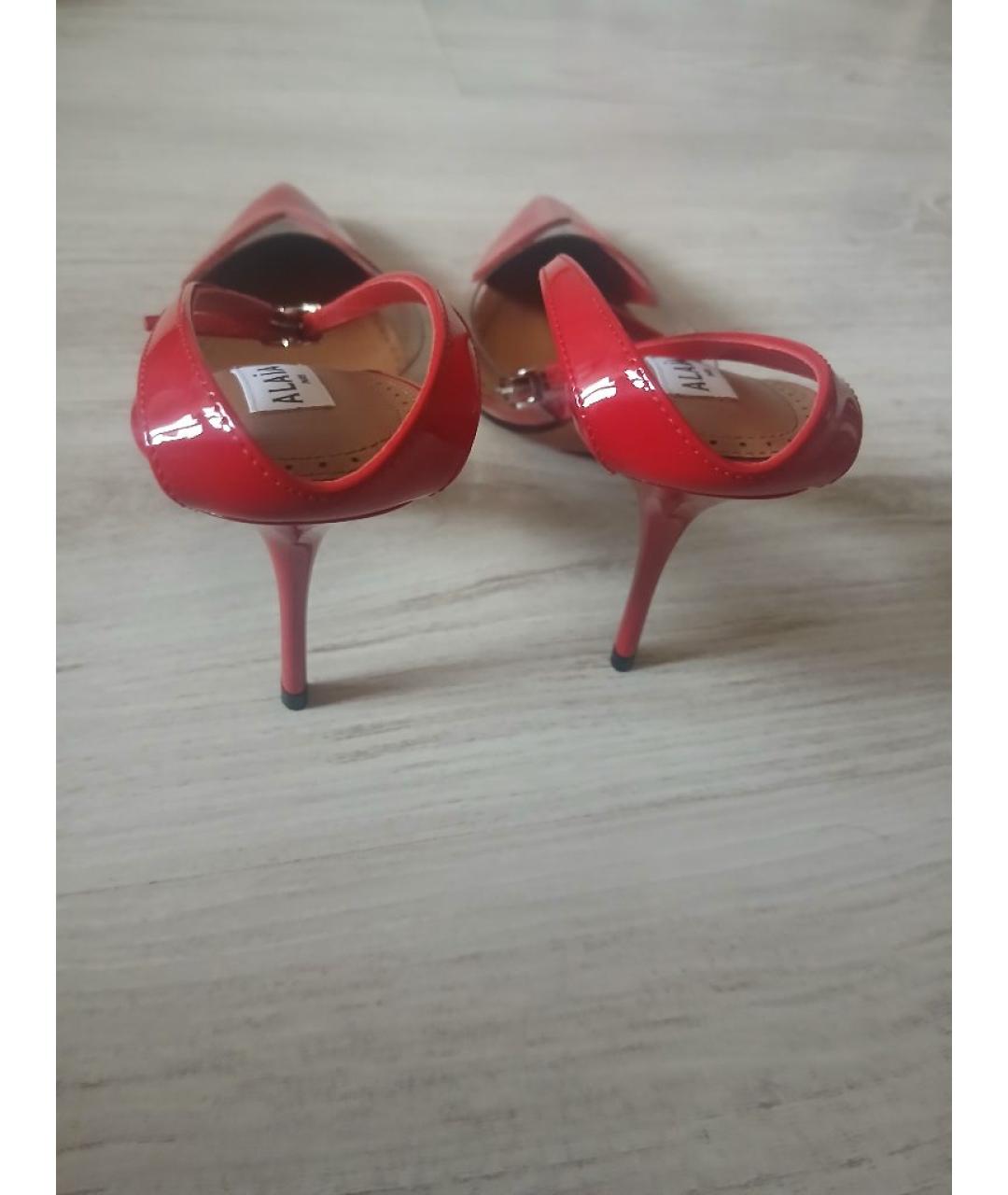 ALAIA Красные лодочки на низком каблуке из лакированной кожи, фото 4