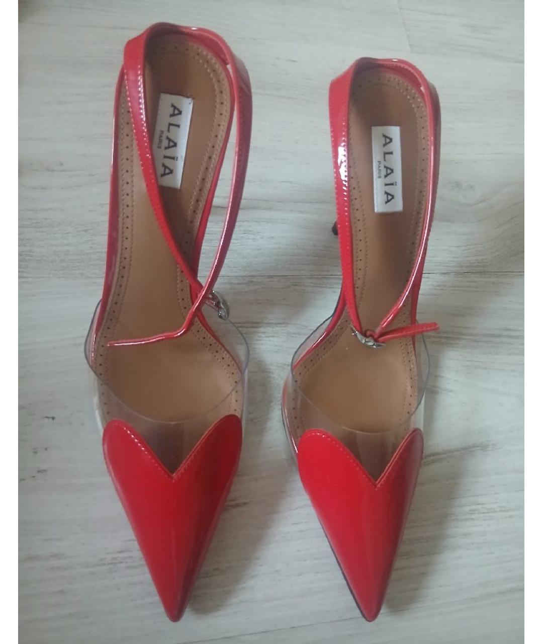 ALAIA Красные лодочки на низком каблуке из лакированной кожи, фото 2