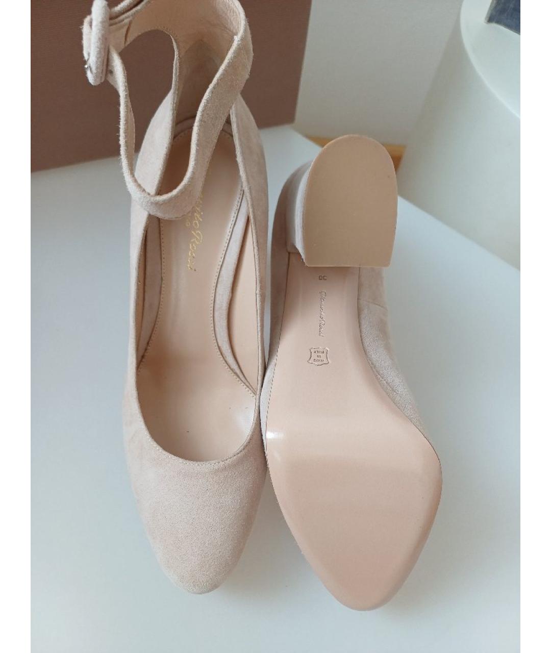 GIANVITO ROSSI Бежевые замшевые туфли, фото 9